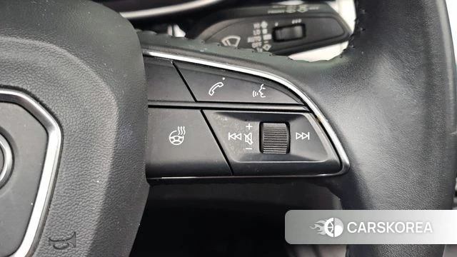 Audi Q3 (F3) 2020 Белый из Кореи, фото 6