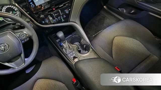 Toyota Camry (XV70) 2024 Белый из Кореи, фото 6