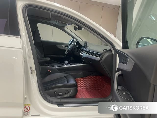 Audi A4L 2019 Белый из Китая, фото 6