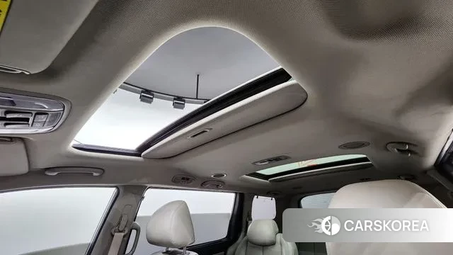 Kia The New Carnival 2018 Серебряный из Кореи, фото 6