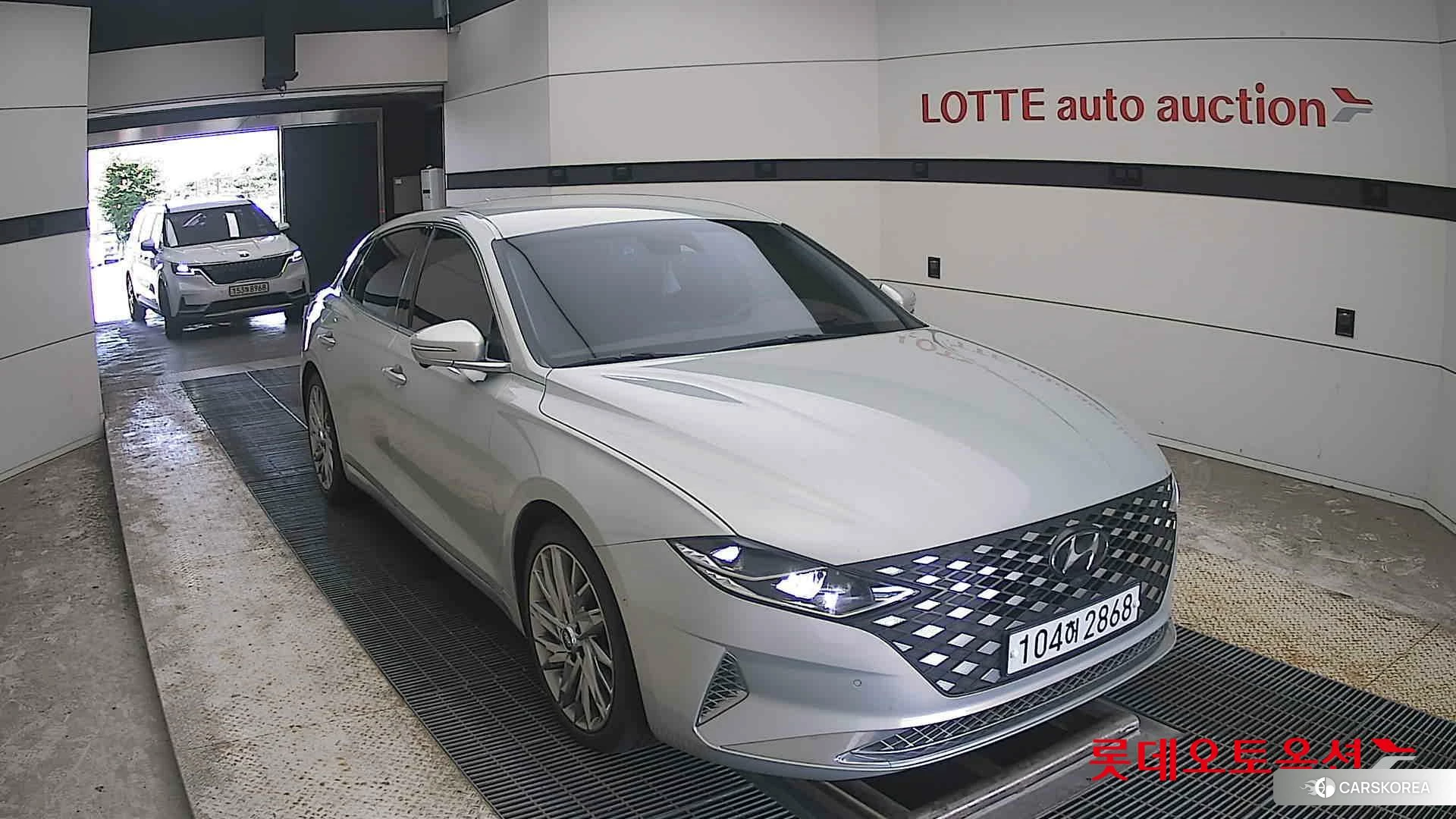 Hyundai Grandeur 2020 Glowingsilver из Кореи, фото 6