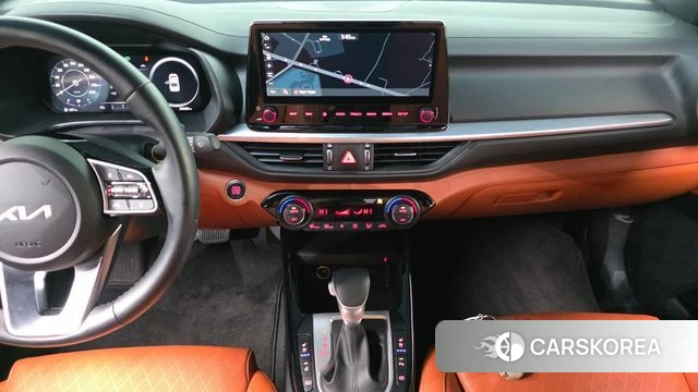 Kia The New K3 2nd generation 2022 Белый из Кореи, фото 6