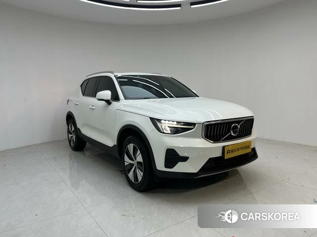 Volvo XC40 2024 Белый из Китая, фото 6