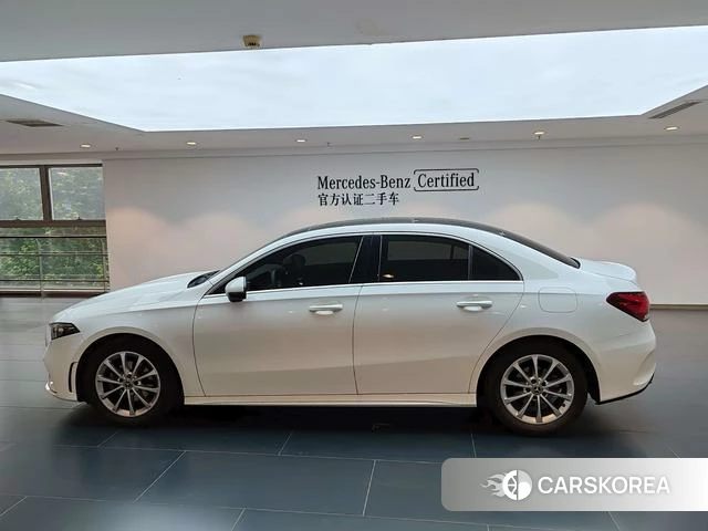 Mercedes-Benz Class A 2021 Белый из Китая, фото 6