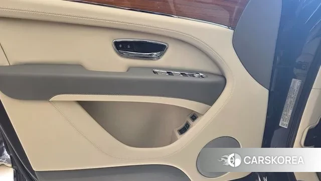 Bentley Bentayga 2025 Синий из Кореи, фото 6