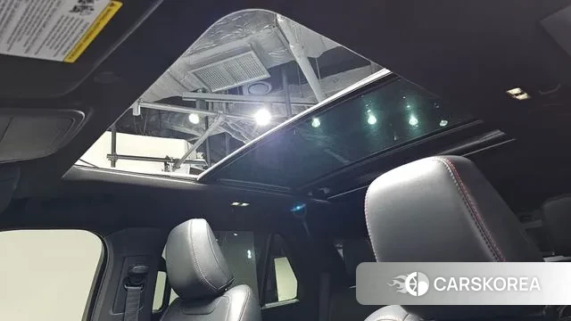 Ford Explorer 6th Generation 2025 Белый из Кореи, фото 6