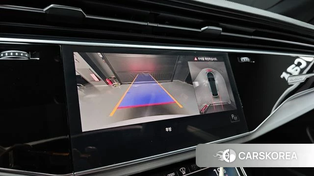 Audi Q8 (4M) 2021 Белый из Кореи, фото 6