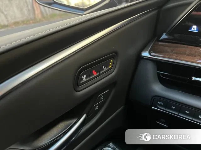 Cadillac Escalade 5th Generation 2022 Черный из Кореи, фото 6