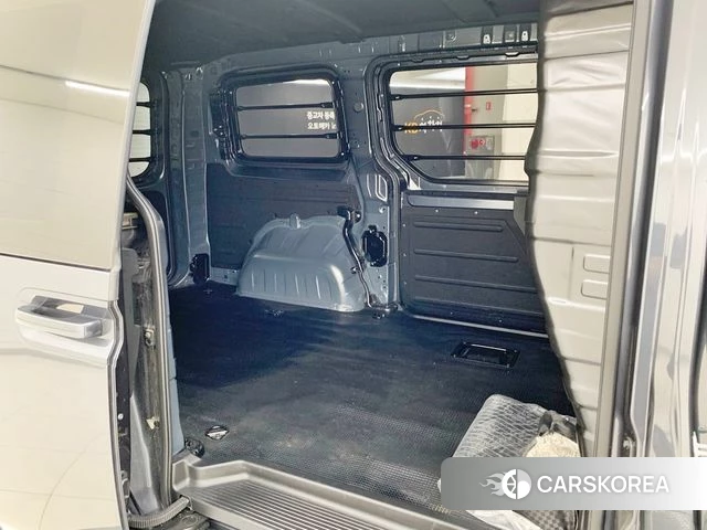 Hyundai Staria 2024 Серый из Кореи, фото 6