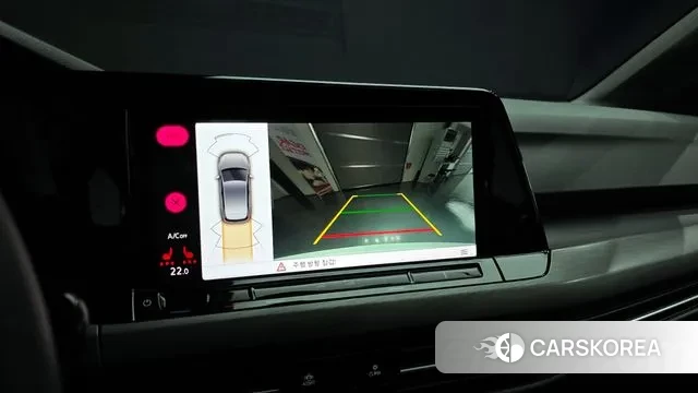 Volkswagen Golf 8th Generation 2022 Белый из Кореи, фото 6