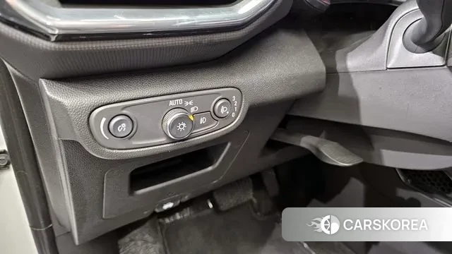 Chevrolet (GM Daewoo) Trailblazer 2021 Белый из Кореи, фото 6