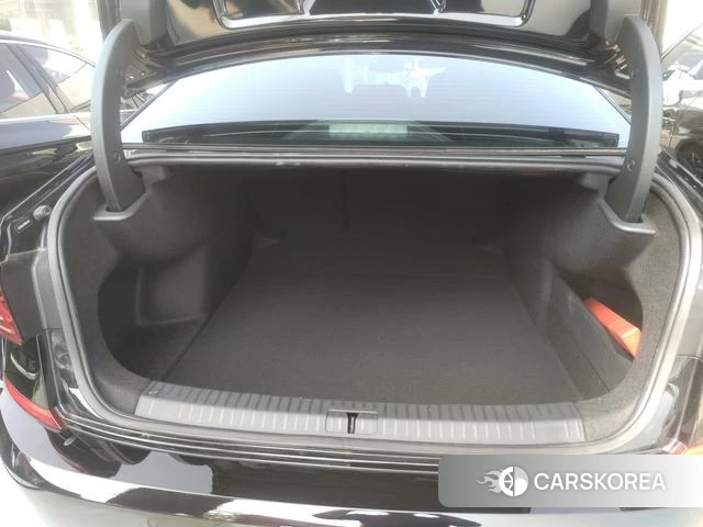 Volkswagen Passat 2024 Черный из Китая, фото 6