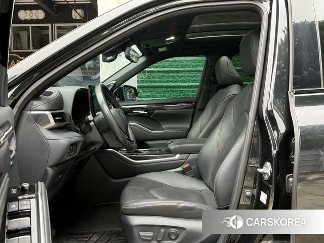 Toyota Crown Lufang 2023 Черный из Китая, фото 6