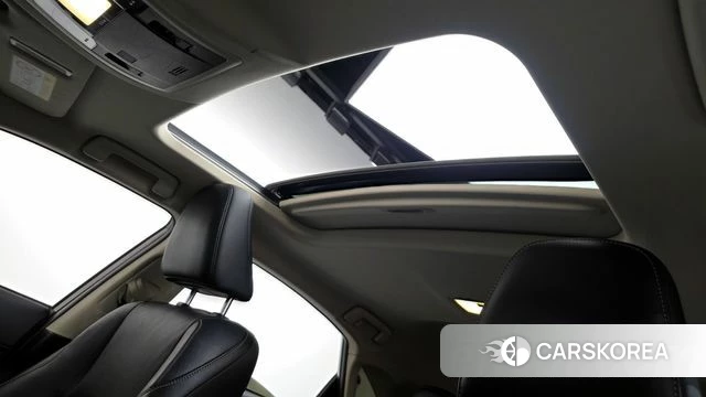 Lexus NX300h 2018 Белый из Кореи, фото 6