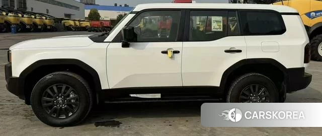 Toyota Prado (imported) 2024 Белый из Китая, фото 6