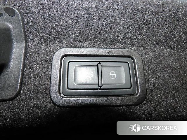 Audi A6 (C8) 2020 Серебряный из Кореи, фото 6