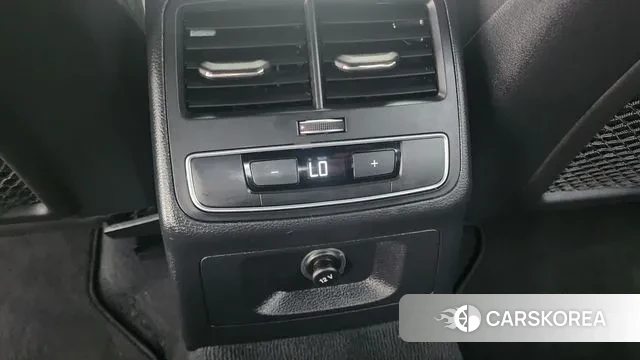 Audi A4 (B9) 2019 Белый из Кореи, фото 6