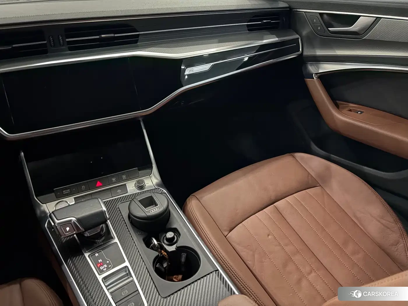 Audi A6 2021 Черный из Китая, фото 6
