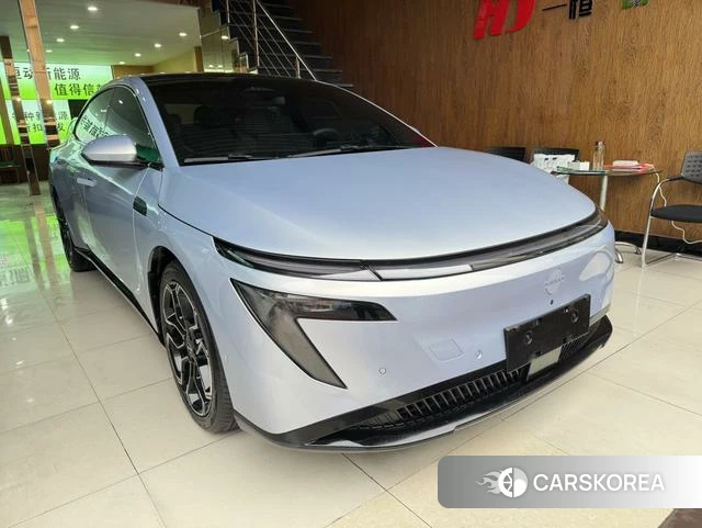 Nissan N7 2025 Серебристо-серый из Китая, фото 6