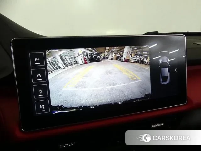 Lotus Emira 2024 Белый из Кореи, фото 6