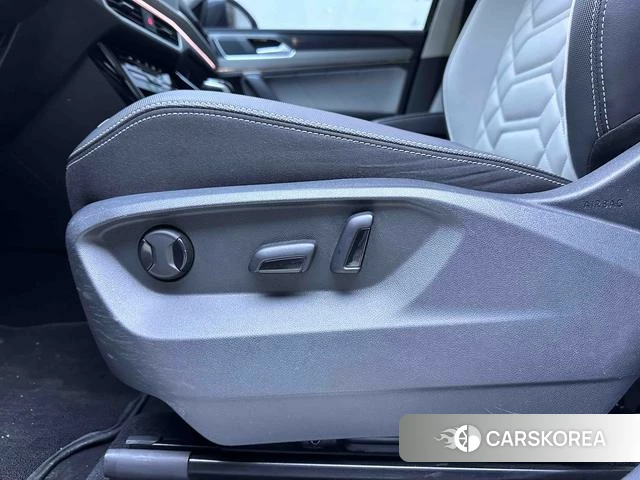 Toyota Corolla 2022 Белый из Китая, фото 6
