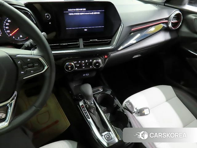 Chevrolet (GM Daewoo) Trax Crossover 2025 Белый из Кореи, фото 6