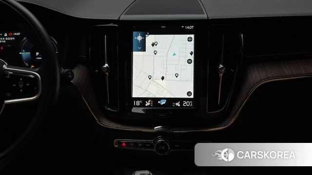 Volvo XC60 second Generation 2021 Белый из Кореи, фото 6