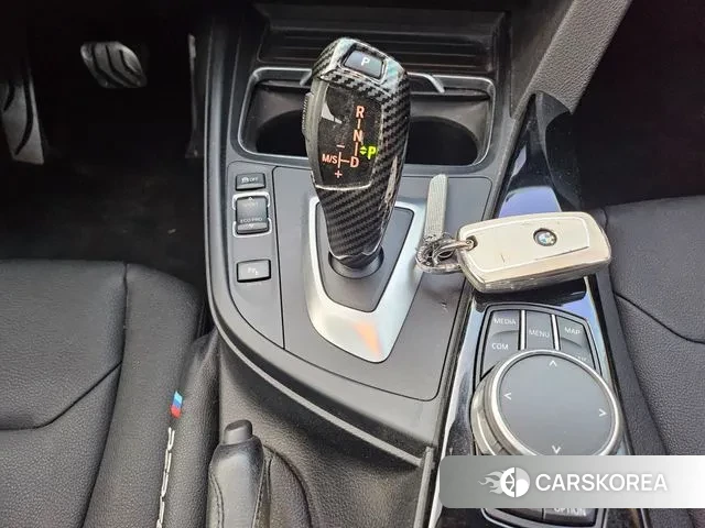 BMW 3 Series (G20) 2018 Белый из Кореи, фото 6