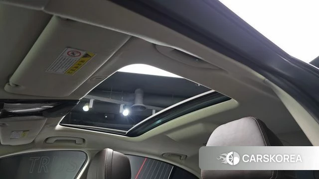 BMW 5 Series (G30) 2019 Белый из Кореи, фото 6