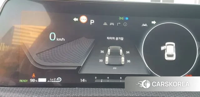 Kia EV6 2023 Белый двухцветный из Кореи, фото 6