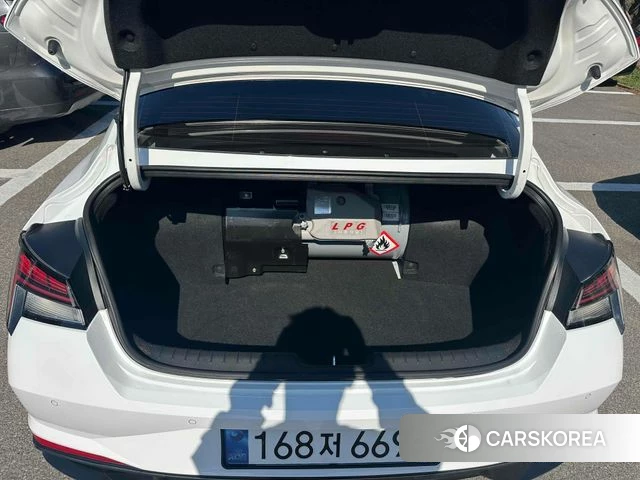 Hyundai Avante (CN7) 2021 Белый из Кореи, фото 6