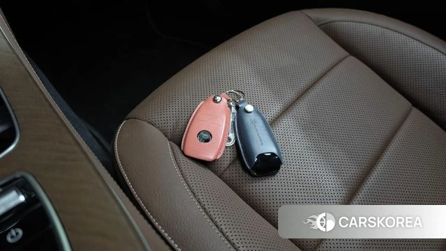 Mercedes-Benz E-Class W213 2021 Белый из Кореи, фото 6
