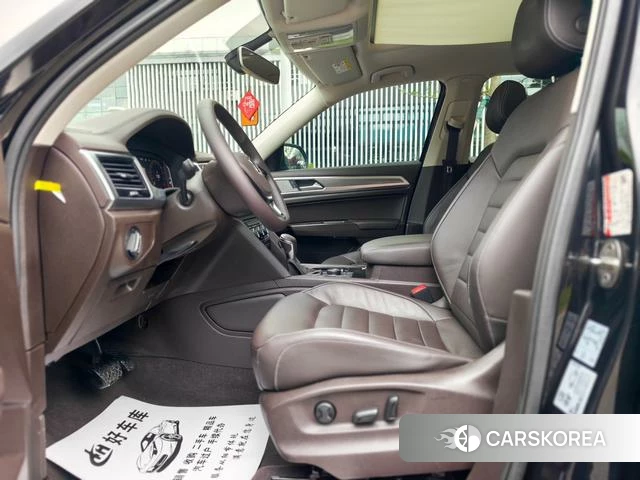 Volkswagen Tourang 2021 Черный из Китая, фото 6