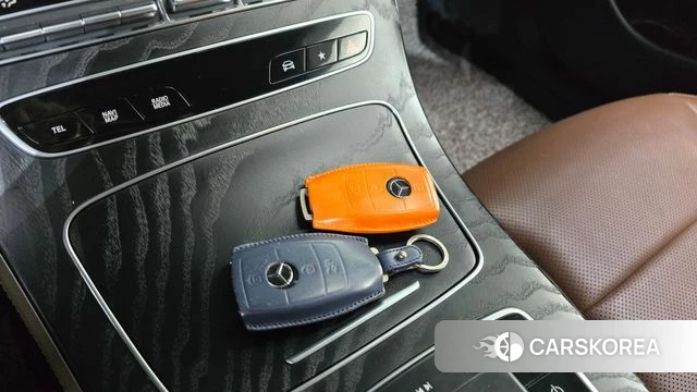 Mercedes-Benz E-Class W213 2022 Белый из Кореи, фото 6