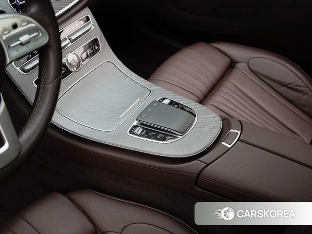 Mercedes-Benz CLS 2020 Темно-серый из Китая, фото 6