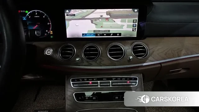 Mercedes-Benz E-Class W213 2021 Черный из Кореи, фото 6