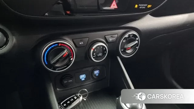 Hyundai Venue 2019 Синий из Кореи, фото 6