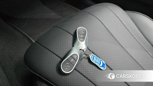 Mercedes-Benz E-Class W214 2025 Черный из Кореи, фото 6