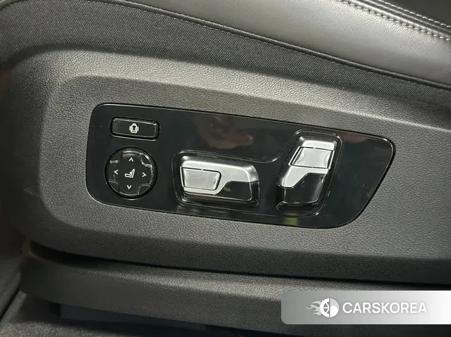 BMW X6 (G06) 2024 Жемчужный цвет из Кореи, фото 6