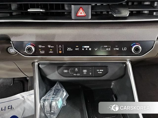 Kia The New Carnival 4th Generation 2025 Белый из Кореи, фото 6