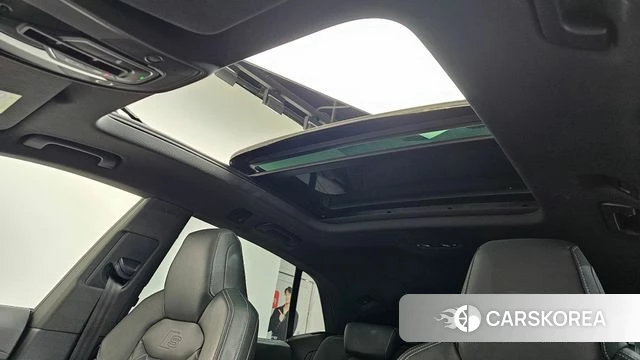 Audi Q8 (4M) 2023 Белый из Кореи, фото 6