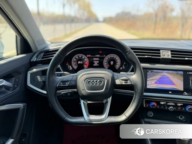 Audi Q3 2023 Белый из Китая, фото 6