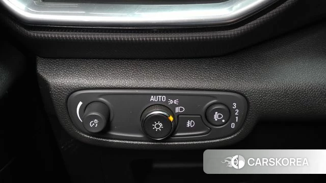 Chevrolet (GM Daewoo) Trailblazer 2021 Черный из Кореи, фото 6