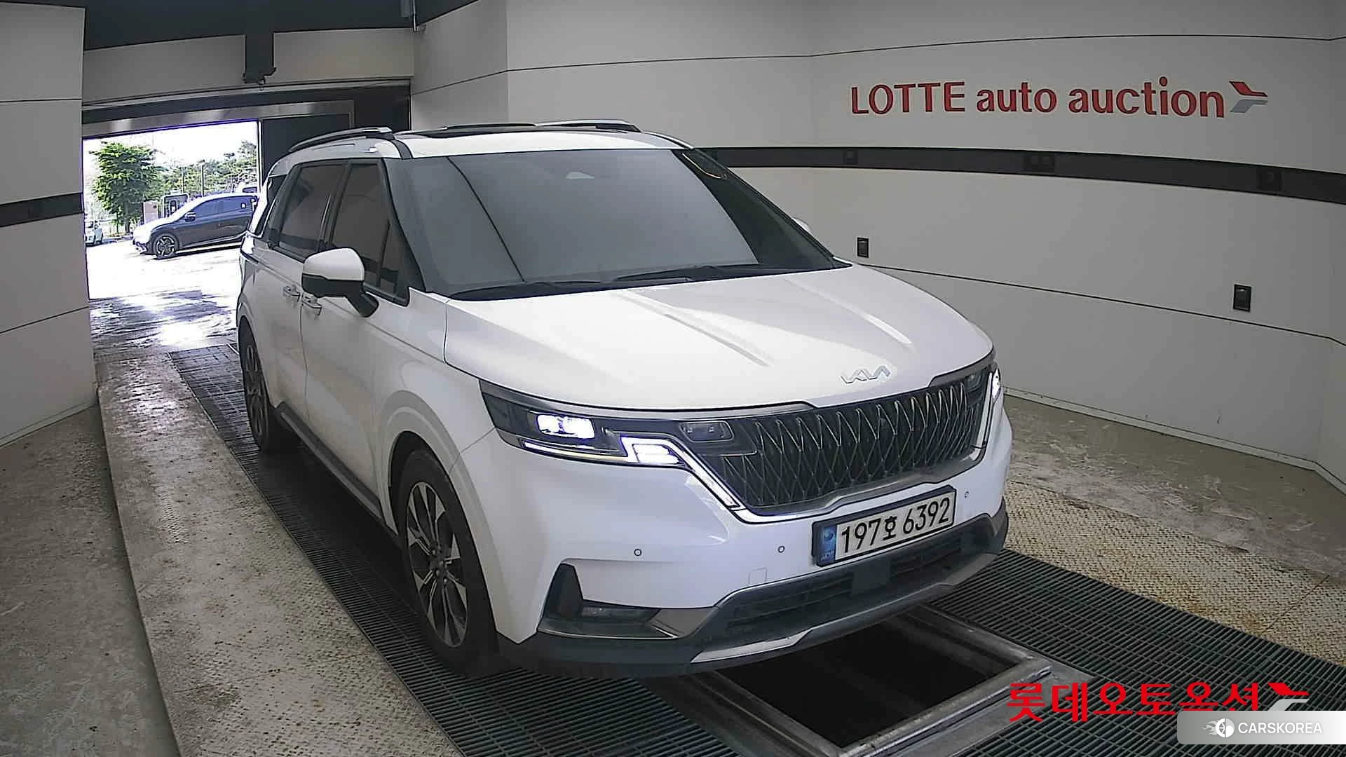 Kia Carnival 2022 Белый из Кореи, фото 6