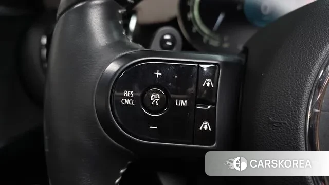 Mini Cooper S Clubman 2021 Жемчужный цвет из Кореи, фото 6