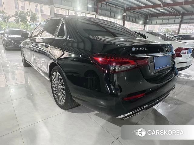 Mercedes-Benz E-class 2023 Черный из Китая, фото 6