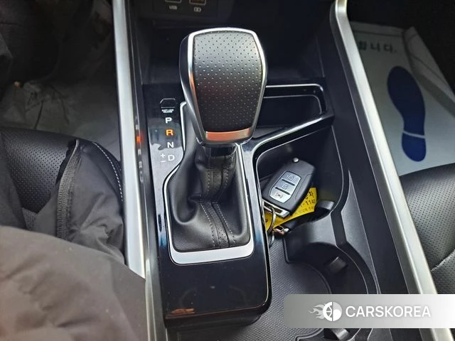 Ssangyong Torres 2022 Серебристо-серый из Кореи, фото 6