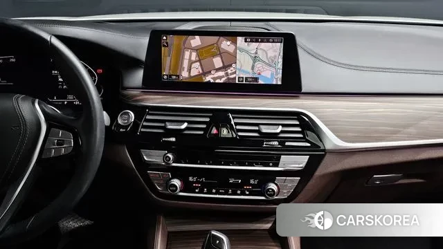 BMW 5 Series (G30) 2020 Белый из Кореи, фото 6