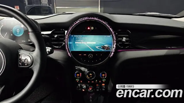 Mini Cooper 2023 Белый из Кореи, фото 6