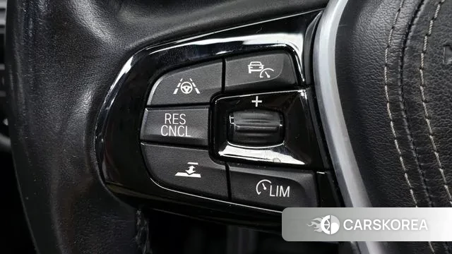 BMW 5 Series (G30) 2018 Белый из Кореи, фото 6